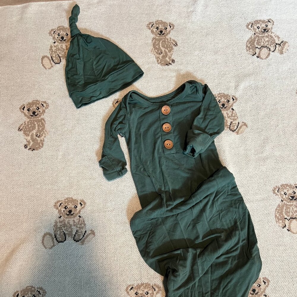 Cade Lane Knotted Gown & Hat